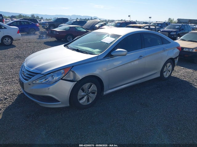 5NPEB4AC0EH819701 Hyundai gamma