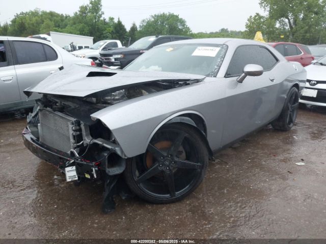 2C3CDZAG8JH231926 Dodge Challenger Sxt