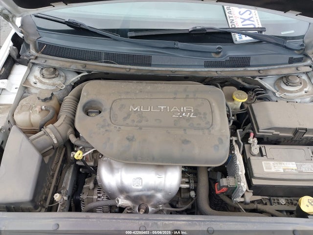 Chrysler 200 S 2015 1C3CCCBB7FN531636 Image 10