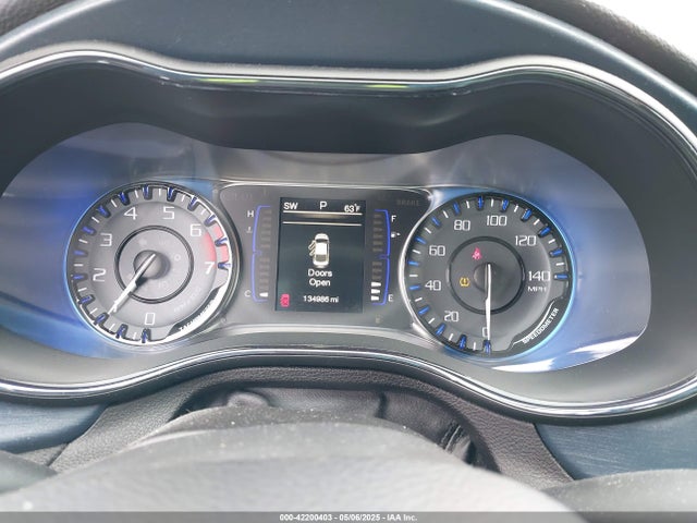 Chrysler 200 S 2015 1C3CCCBB7FN531636 Image 7