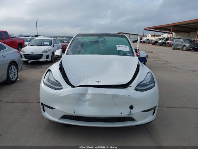 5YJYGDEE8MF266075 Tesla 2021