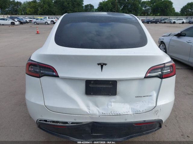 5YJYGDEE8MF266075 Tesla 2021