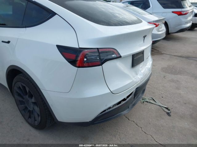5YJYGDEE8MF266075 Tesla 2021