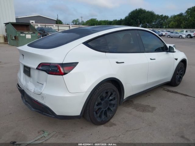 5YJYGDEE8MF266075 Tesla 2021
