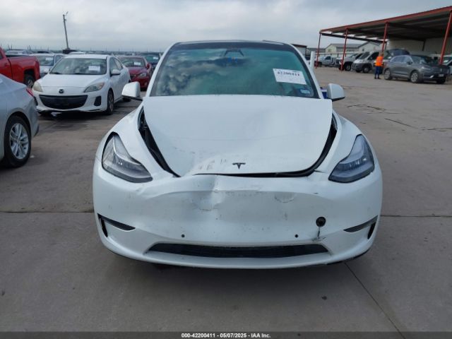 5YJYGDEE8MF266075 Tesla 2021