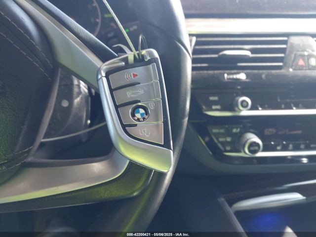 2019 BMW 540I WBAJE5C56KWE66414 Photo 10