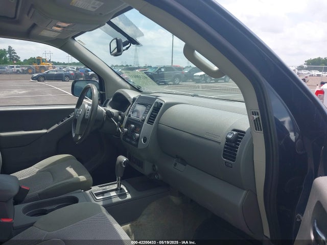 1N6DD0ER2JN717823 Nissan Frontier Sv
