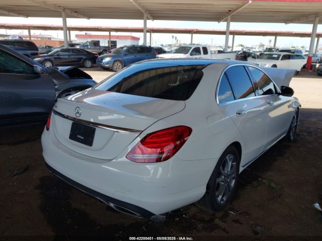 2016 MERCEDES-BENZ C 300 55SWF4JB8GU118940 Photo 3