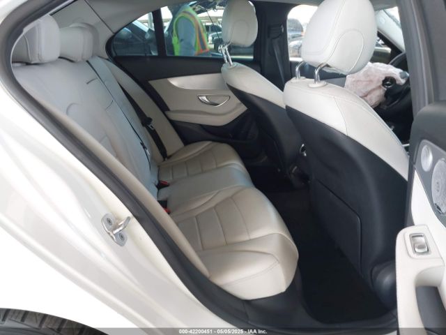 2016 MERCEDES-BENZ C 300 55SWF4JB8GU118940 Photo 7