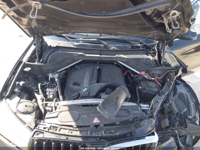 2014 BMW X5 5UXKR0C57E0H17445 Photo 9