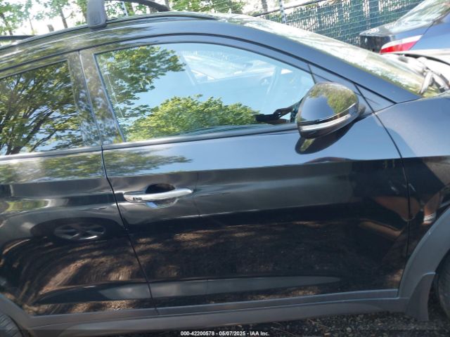 KM8J33A28GU259038 Hyundai Tucson Limited