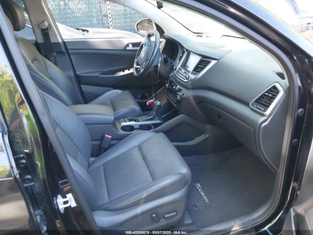 KM8J33A28GU259038 Hyundai Tucson Limited