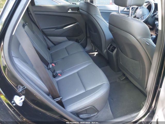 KM8J33A28GU259038 Hyundai Tucson Limited