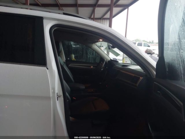 2019 VOLKSWAGEN ATLAS 1V2WR2CA8KC526036 Photo 4