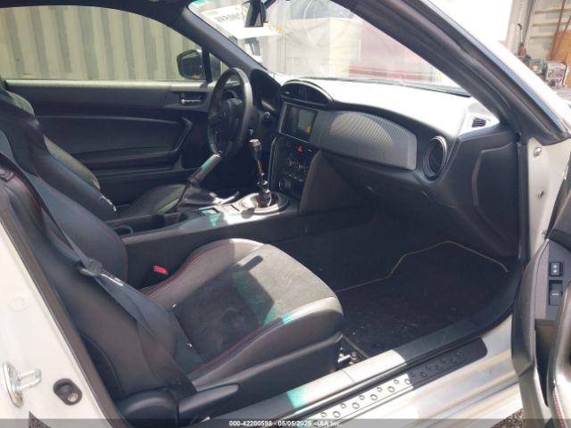 2015 SUBARU BRZ JF1ZCAC11F9603168 Photo 4