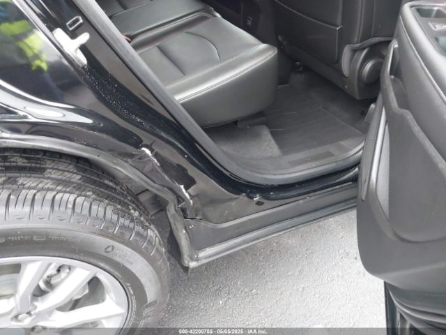 3GKALVEV3NL164323 GMC lyx