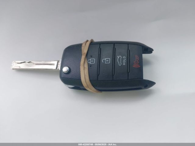 KNADM4A32G6660082 KIA RIO LX