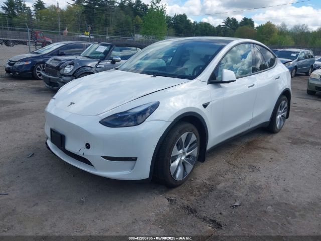 7SAYGDEE3NF533773 Tesla Model Y Long Range Dual Motor All-wheel Drive