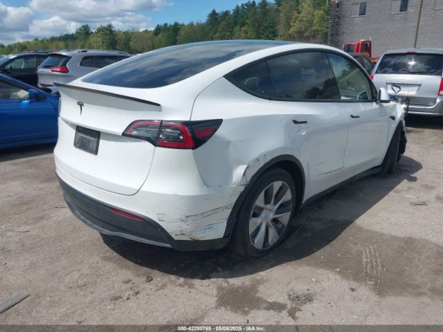 7SAYGDEE3NF533773 Tesla Model Y Long Range Dual Motor All-wheel Drive