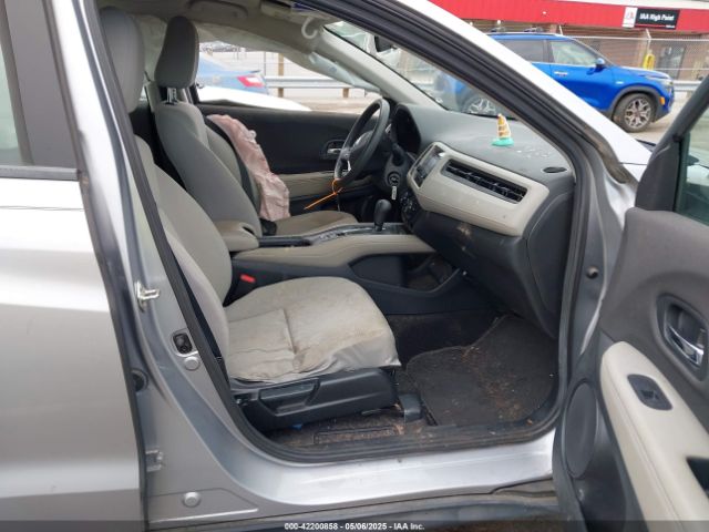 3CZRU5H34KG712351 Honda HR-V LX