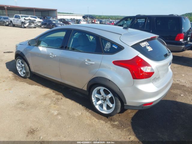 1FADP3K2XEL283869 Ford FOCUS SE