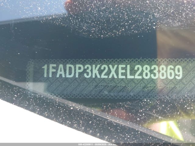 1FADP3K2XEL283869 Ford FOCUS SE