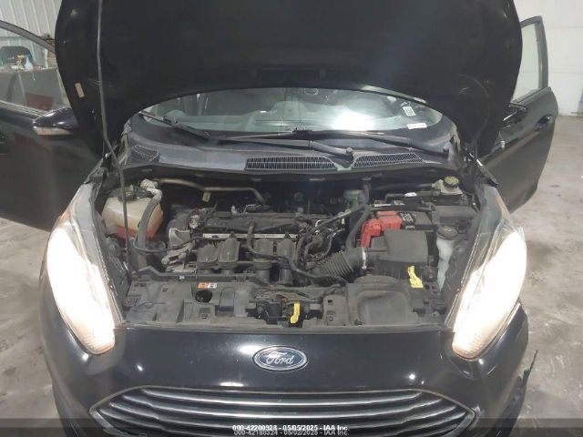 3FADP4BJ5GM151066 Ford FIESTA SE
