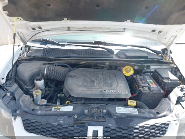 2C4RDGEG2HR557262 Dodge Grand Caravan Gt