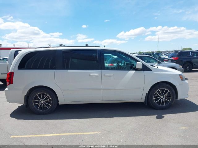 2C4RDGEG2HR557262 Dodge Grand Caravan Gt