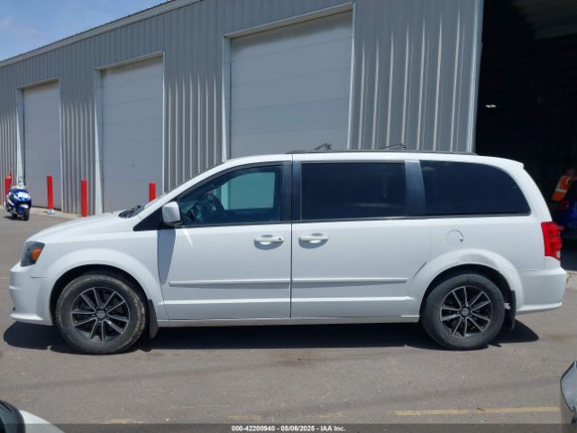 2C4RDGEG2HR557262 Dodge Grand Caravan Gt