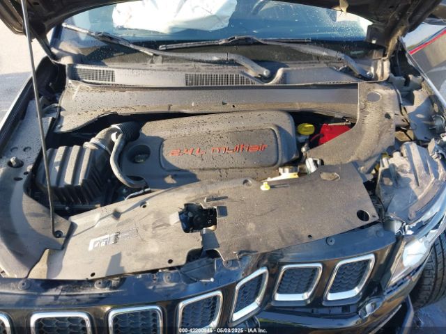 2019 JEEP COMPASS 3C4NJDCB7KT622852 Photo 9