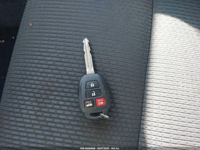 4T1BF1FK8GU138969 Toyota CAMRY SE