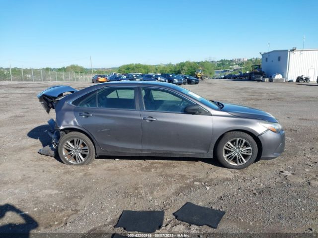 4T1BF1FK8GU138969 Toyota CAMRY SE