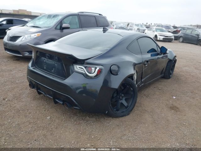 JF1ZNAA16H8711033 Toyota 86