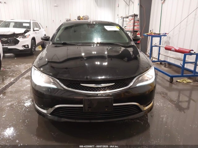 1C3CCCABXFN738619 Chrysler 2015
