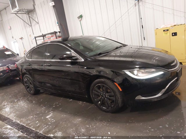 1C3CCCABXFN738619 Chrysler 2015