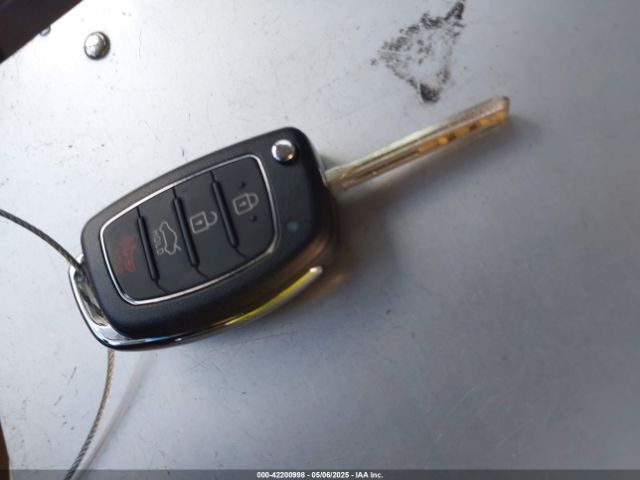 5NPE24AF6GH360087 Hyundai SONATA SE