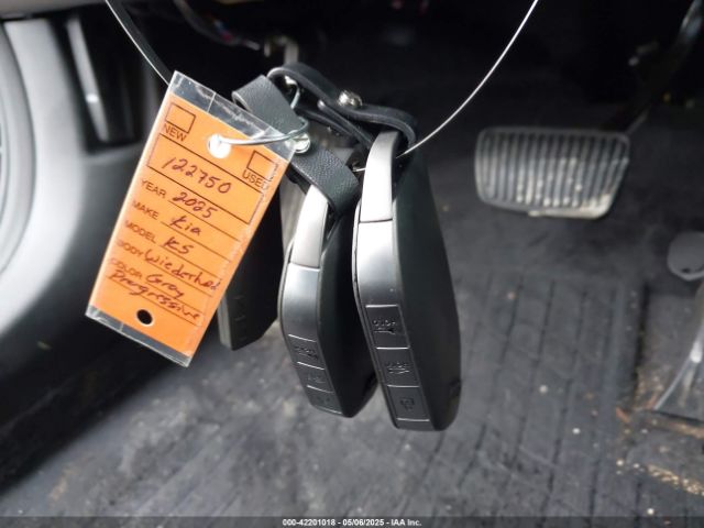 KNAG64J78S5325689 KIA K5 Gt-line