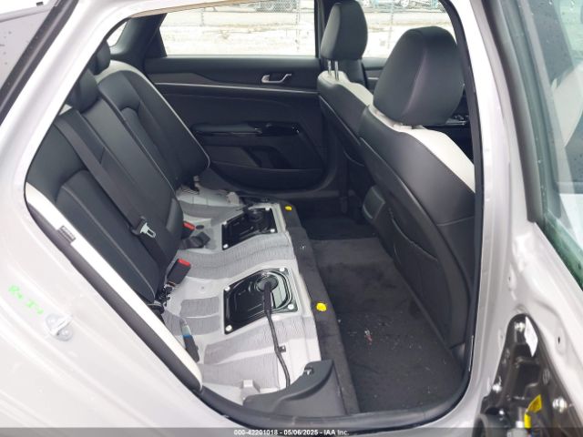 KNAG64J78S5325689 KIA K5 Gt-line
