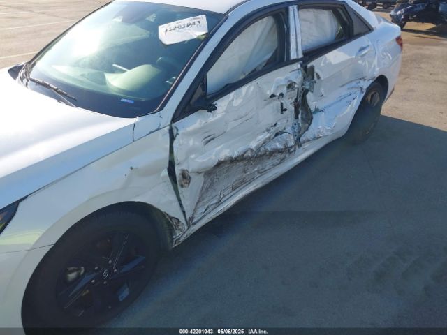 5NPLM4AG0MH012114 Hyundai ELANTRA SEL