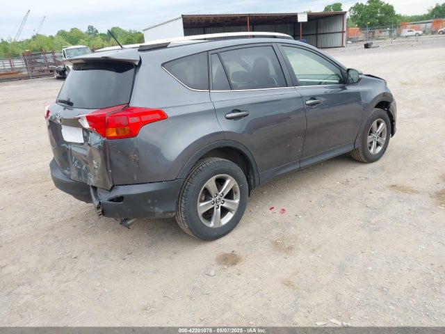 Toyota Rav4 Xle 2015 JTMRFREV9FD173760 Image 4