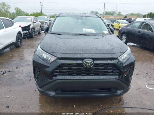 2T3H1RFVXMC106479 Toyota RAV4 LE