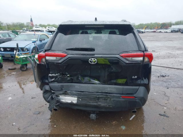 2T3H1RFVXMC106479 Toyota RAV4 LE