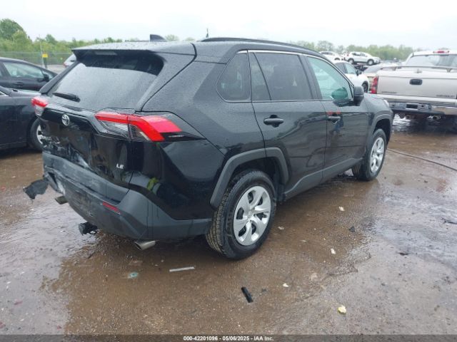 2T3H1RFVXMC106479 Toyota RAV4 LE