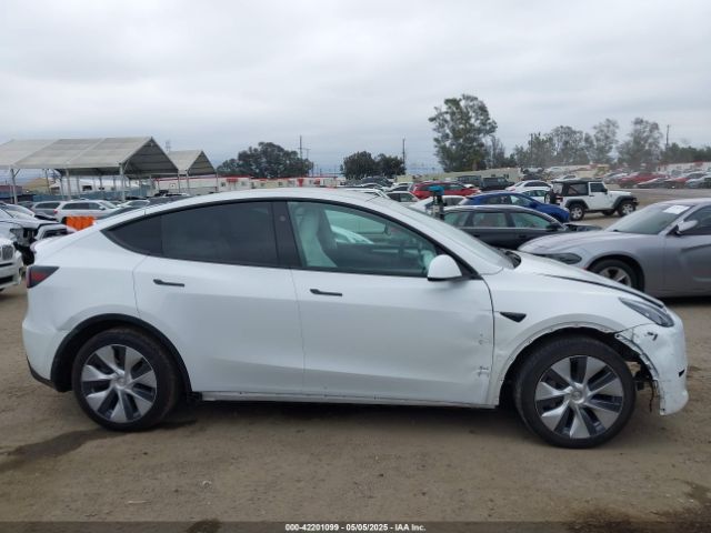 7SAYGDED4RF055859 Tesla Model Y Long Range Dual Motor All-wheel Drive/rwd