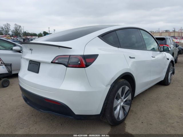 7SAYGDED4RF055859 Tesla Model Y Long Range Dual Motor All-wheel Drive/rwd