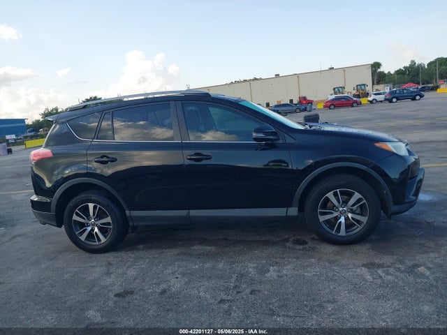 Toyota Rav4 Xle 2017 2T3WFREV8HW351442 Image 13