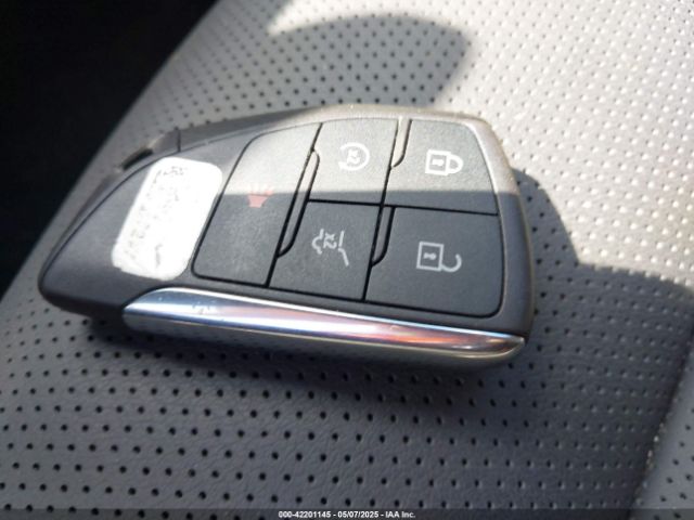 LRBFZSE45RD046984 Buick Envision Avenir Awd