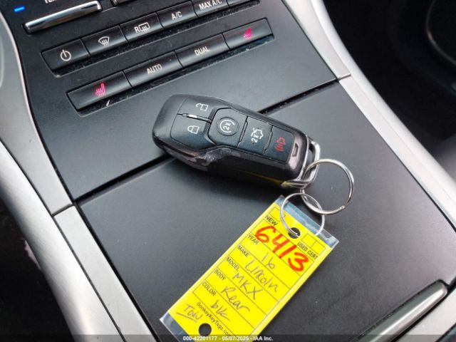 2LMTJ6JR3GBL76355 Lincoln Mkx Premiere