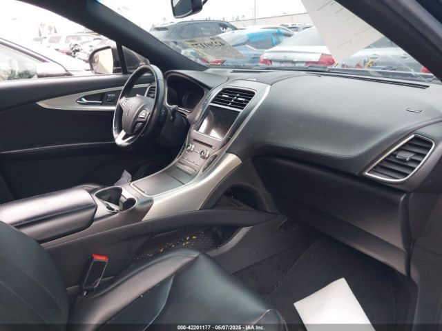 2LMTJ6JR3GBL76355 Lincoln Mkx Premiere
